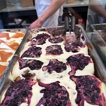 Sunday Morning - The BEST! Blueberry Lemoncurd - Desserts Near Me - New York, New York Sunday Morning - The BEST! Blueberry Lemoncurd - Desserts Near Me - New York, New York
