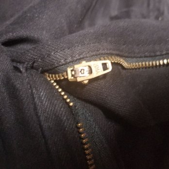 Pam's Alterations - Before Pic of Broken zipper - Sewing & Alterations Near Me - Spring, Texas