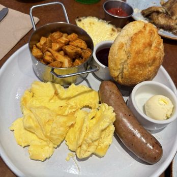 Babica Hen Cafe - Hen House Breakfast - Breakfast & Brunch Near Me - Lake Oswego, Oregon