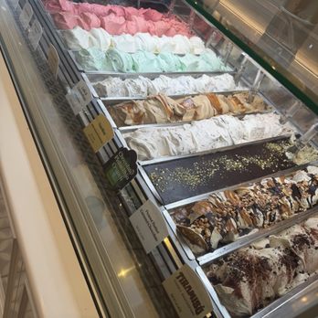 Bacio Di Latte - Flavors - Ice Cream & Frozen Yogurt Near Me - San Jose, California