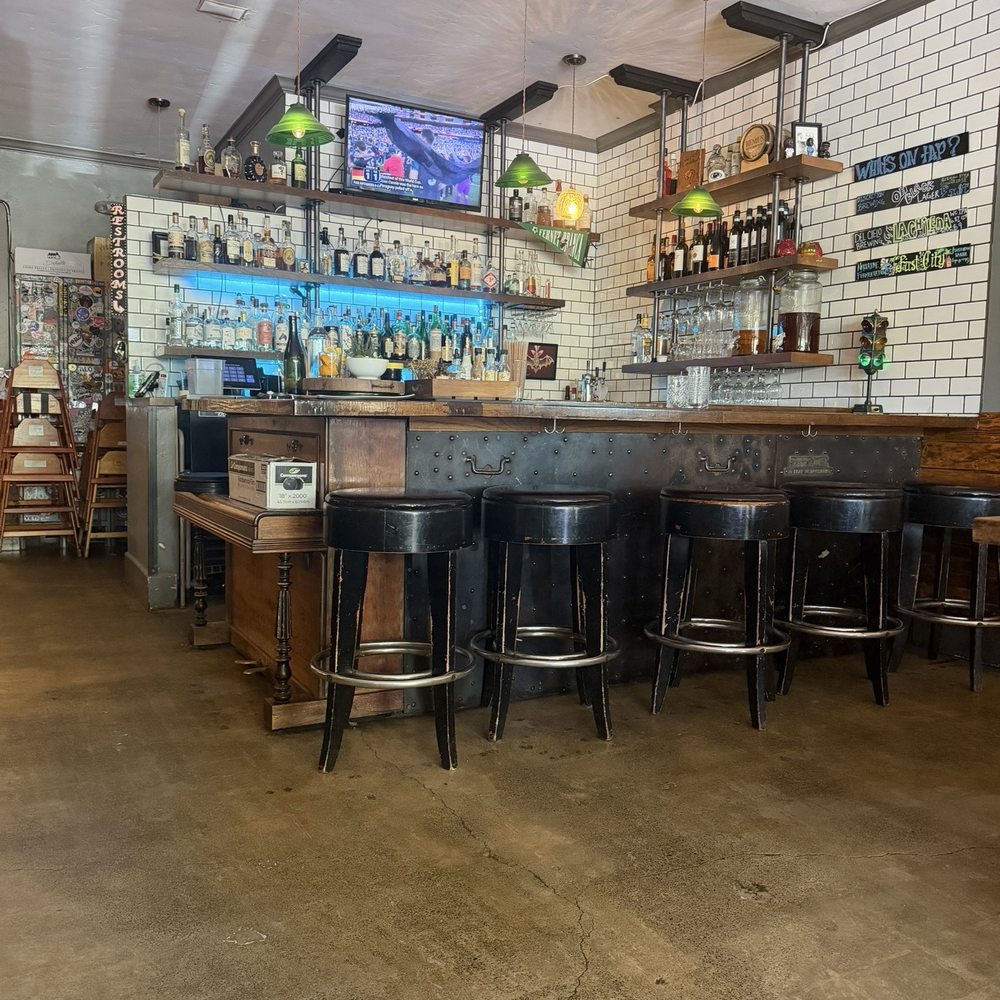 Oak & Rye - Bar area - Pizza Near Me - Los Gatos, California Oak & Rye - Bar area - Pizza Near Me - Los Gatos, California