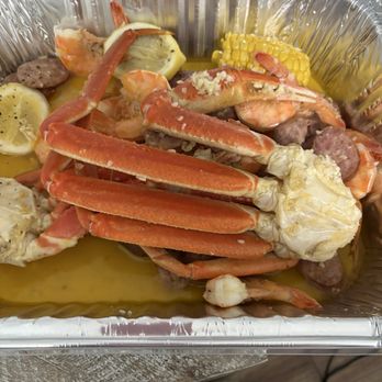 Juicy Seafood- Sarasota - Combo D with extra 1/2 pound of crab legs - Seafood Near Me - Sarasota, Florida
