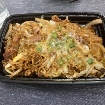 Bowl Bar - Cheesy noodle on fire - Sushi Bars Near Me - Tampa, Florida