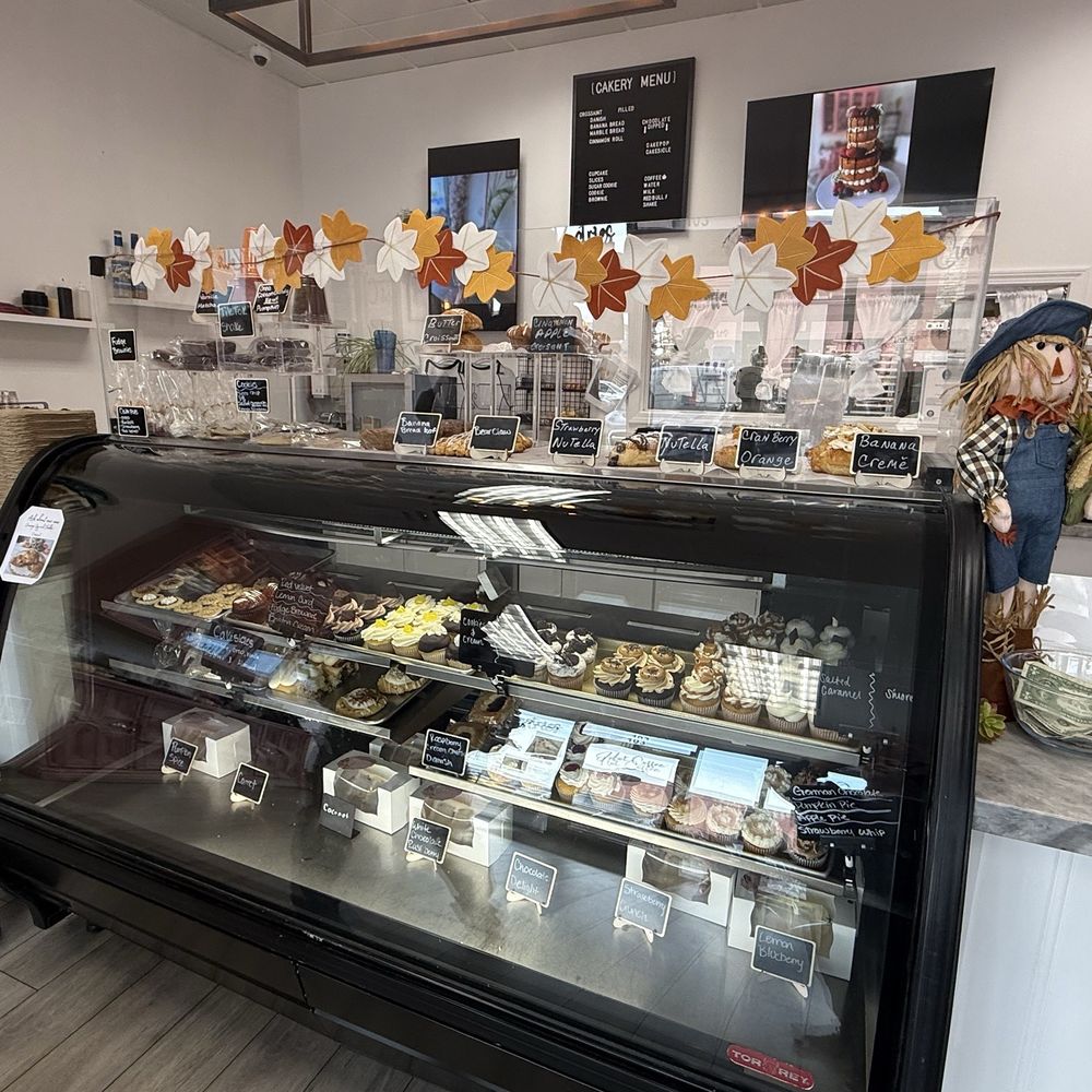 Cs Mad Batter Cakery - Bakeries Near Me - Sparks, Nevada Cs Mad Batter Cakery - Bakeries Near Me - Sparks, Nevada