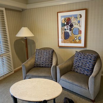 Monterey Bay Inn - King with harbor view - Hotels Near Me - Monterey, California Monterey Bay Inn - King with harbor view - Hotels Near Me - Monterey, California