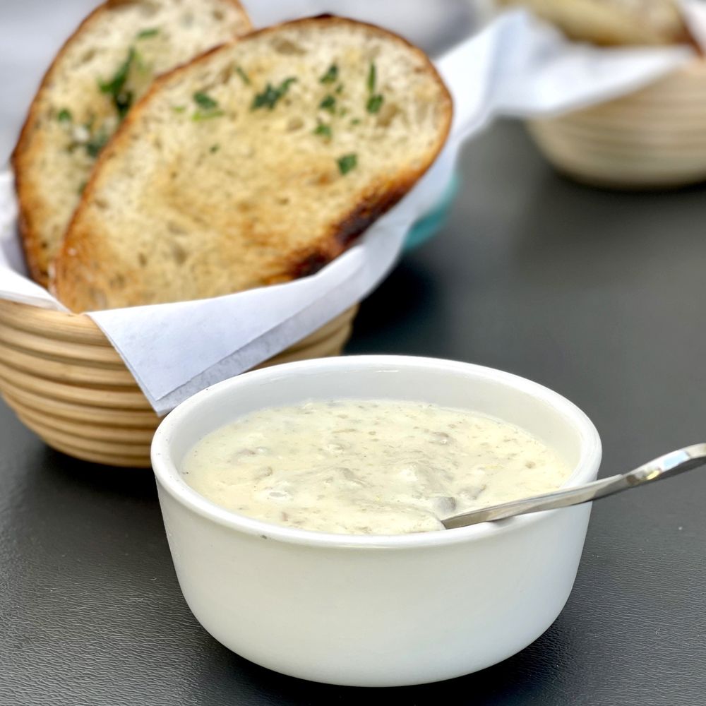 COAST CAFE Updated July 2024 175 Photos & 304 Reviews 46 Wharf Rd