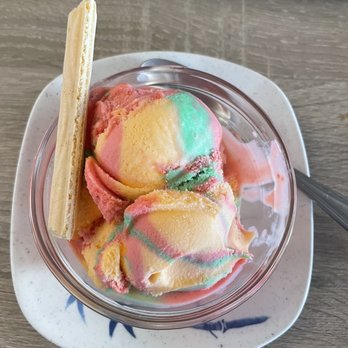 Miyuki Restaurant - Dessert! Lots of ice cream choices, including green tea, rainbow sherbet, mud pie. - Sushi Bars Near Me - Watsonville, California Miyuki Restaurant - Dessert! Lots of ice cream choices, including green tea, rainbow sherbet, mud pie. - Sushi Bars Near Me - Watsonville, California