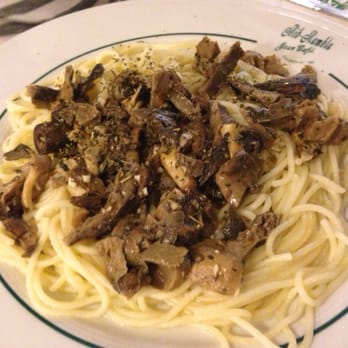 Gran Cafe Bib Rambla - Spaghetti with mushroom - Cafeteria Near Me - Granada, GR