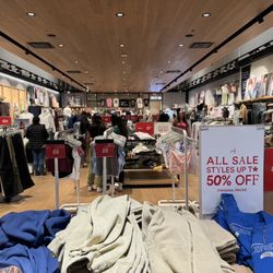 Cotton On - Interior