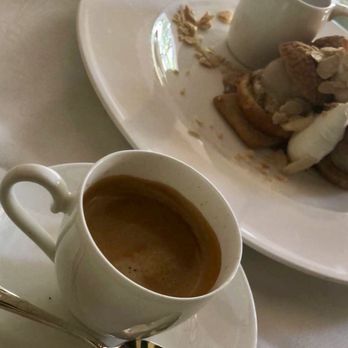 Polo Lounge - Espressooooo - New American Near Me - Beverly Hills, California