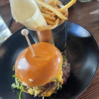 Château - Sunday's Burger - Cocktail Bars Near Me - Walnut Creek, California Château - Sunday's Burger - Cocktail Bars Near Me - Walnut Creek, California