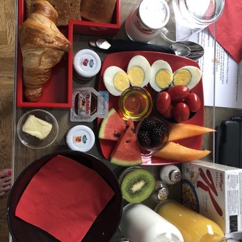 QT Suites - The most delicious breakfast served to your room by the owner. - Hotels Near Me - Rome, RM