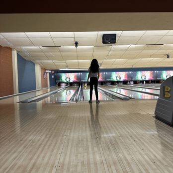 Oak Hills Bowling Center - Bowling Near Me - San Antonio, Texas Oak Hills Bowling Center - Bowling Near Me - San Antonio, Texas