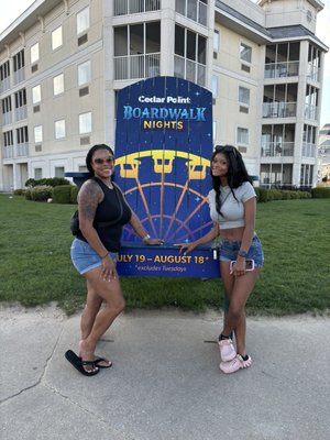 Hotel Breakers by null