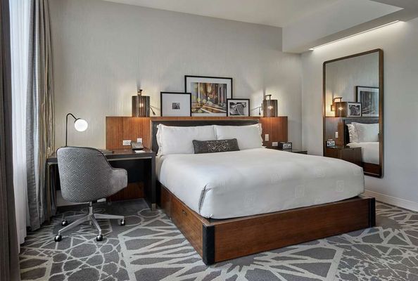 LondonHouse Chicago, Curio Collection by Hilton by null