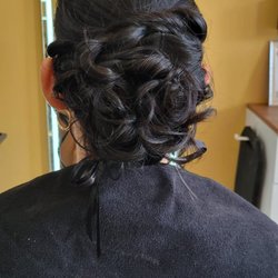 Madeline's Beauty Shop and Blow-dry bar