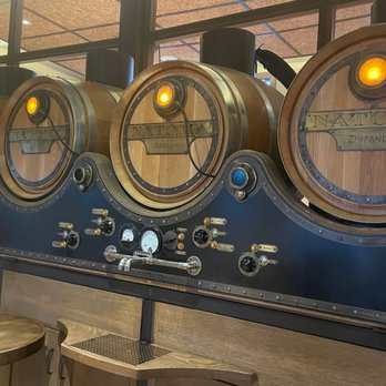 Willamette Wineworks - Barrels for the blending experience - Wineries Near Me - Folsom, California Willamette Wineworks - Barrels for the blending experience - Wineries Near Me - Folsom, California