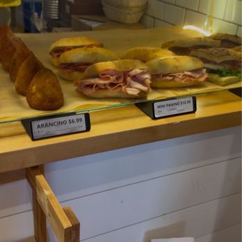 Mercato Italiano - Italian Near Me - Naples, Florida Mercato Italiano - Italian Near Me - Naples, Florida