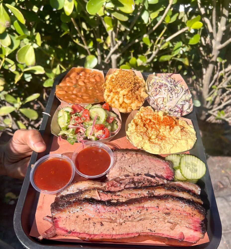 Food from Beau's BBQ