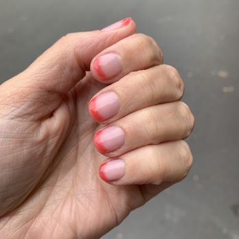 Queen Bee Nails Spa - Gel Nail 5/3/23 $40 - Nail Salons Near Me - Davis, California
