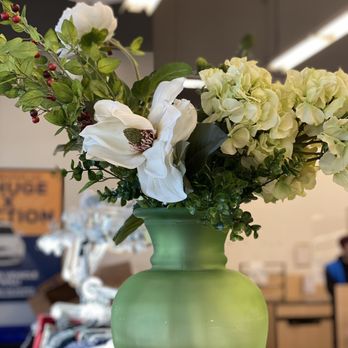 Goodwill Store & Donation Center - Thrift Stores Near Me - Aurora, Colorado Goodwill Store & Donation Center - Thrift Stores Near Me - Aurora, Colorado
