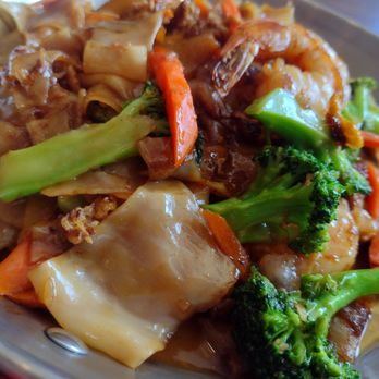 Nou Thai Restaurant - A noodle dish with the shrimp. - Thai Near Me - Olympia, Washington Nou Thai Restaurant - A noodle dish with the shrimp. - Thai Near Me - Olympia, Washington