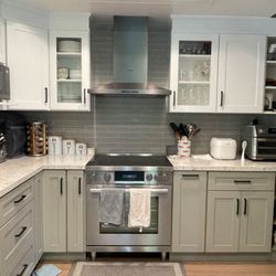E3 Kitchen & Interior - White and Grey shaker