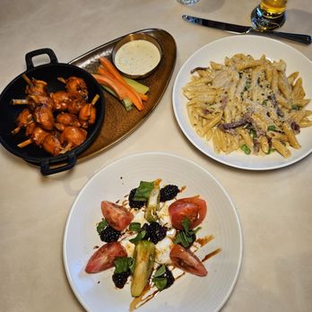 Hearthstone Kitchen & Cellar - New American Near Me - Las Vegas, Nevada