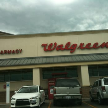 Walgreens - two cars parked in front of a pharmacy - Cosmetics & Beauty Supply Near Me - Killeen, Texas