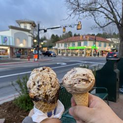 Laura's Fine Candies