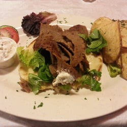 M & M Bistro - Gyro With Spuds