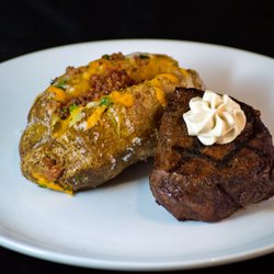 Otis & Henry's Bar & Grill
