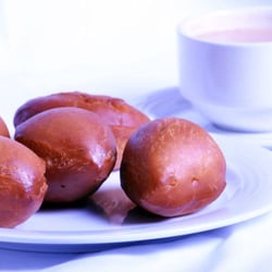 Safari DC - Chai and mandazi