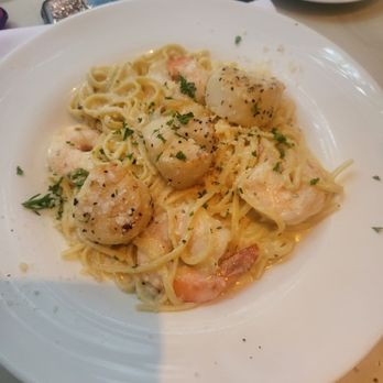 The Hard Shell - Shrimp pasta with added scallops - Seafood Near Me - Richmond, Virginia The Hard Shell - Shrimp pasta with added scallops - Seafood Near Me - Richmond, Virginia