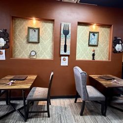 Thai Taste Cuisine - Inside