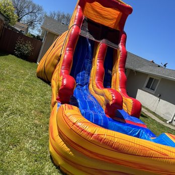 Jump Game Crazy - 17ft Flamin Slide (Wet or Dry) - Bounce House Rentals Near Me