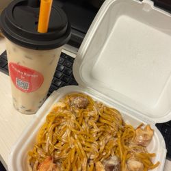 Otsuka Ramen - House special yakisoba and Brown Sugar Milk Tea