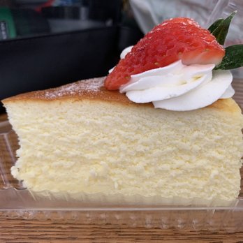Ling's Cakery - Slice Japanese Cheesecake - Desserts Near Me - Oklahoma City, Oklahoma