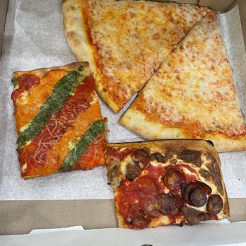 Marinara Pizza - Pizza Near Me - New York, New York Marinara Pizza - Pizza Near Me - New York, New York