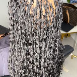 Small Knotless Braids