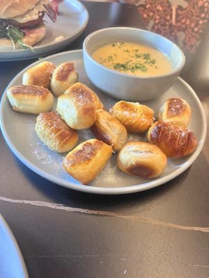 3HowlsRemedyHouse by null