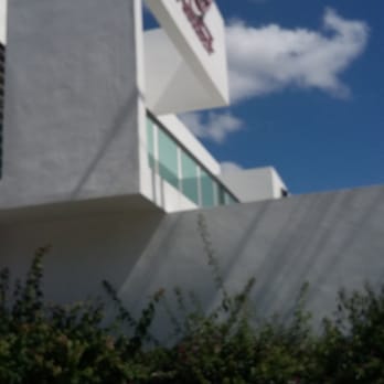 Chary Salón Pensiones - Si está lleno el estacionamiento, igual te puedes estacionar en la calle aledaña, siempre hay espacio - Hair Salons Near Me - Mérida, YUC Chary Salón Pensiones - Si está lleno el estacionamiento, igual te puedes estacionar en la calle aledaña, siempre hay espacio - Hair Salons Near Me - Mérida, YUC