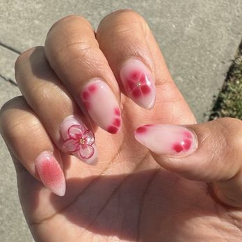 Aria Nail Bar - Nail Salons Near Me - Hayward, California