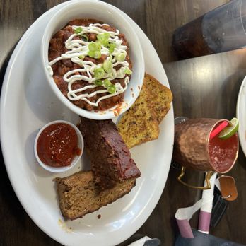 Hangry Solution - Meatloaf and chili side - Comfort Food Near Me - Lebanon, Oregon