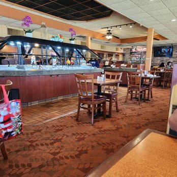 Sizzler - Salad bar, soups, protein and dessert stations as well - Seafood Near Me - Buena Park, California