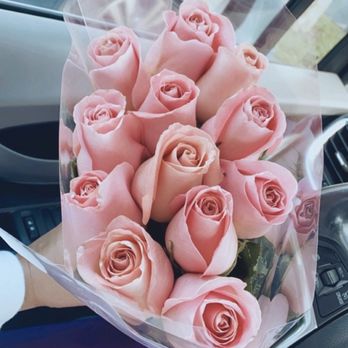 Las Flores De La Carreta - Florists Near Me - Miami, Florida