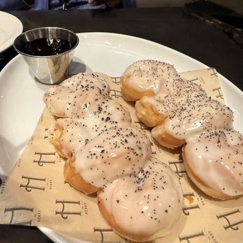 The Henry - Lemon poppyseed donuts w blueberry jam - American Near Me - Las Vegas, Nevada The Henry - Lemon poppyseed donuts w blueberry jam - American Near Me - Las Vegas, Nevada