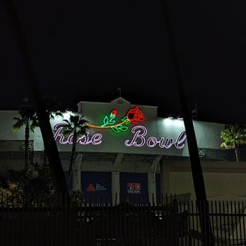 Rose Bowl Stadium - Stadiums & Arenas Near Me - Pasadena, California