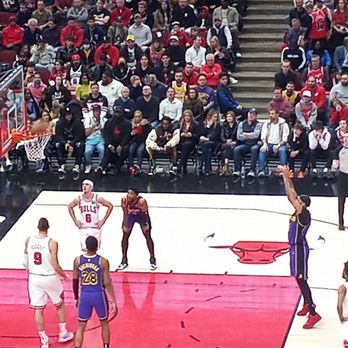 United Center - Stadiums & Arenas Near Me - Chicago, Illinois United Center - Stadiums & Arenas Near Me - Chicago, Illinois