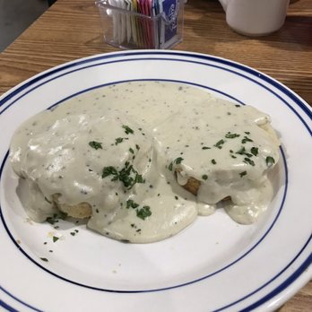 Big Bear Biscuits - Biscuits and sawmill gravy - Breakfast & Brunch Near Me - Indianapolis, Indiana